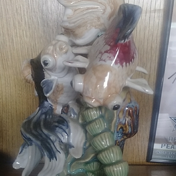 Antique Shiwan Artistic ceramic fish. decor - Picture 3 of 8